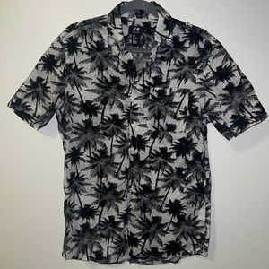 Black and White Palm Tree Short Sleeve Shirt